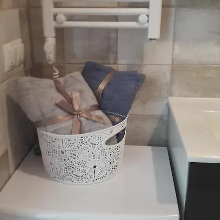 아파트 R&a Self Check In