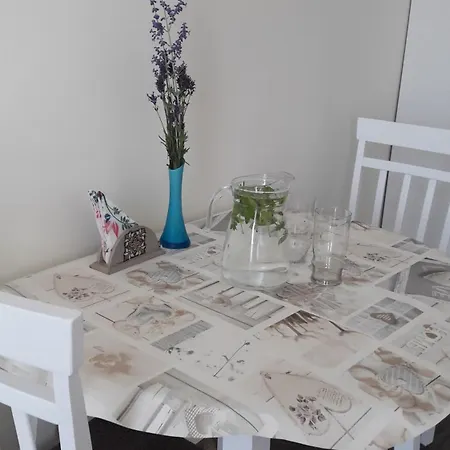 Apartman R&a Self Check In