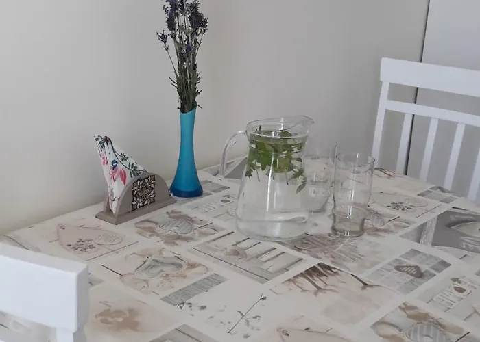 Apartment R&a Self Check In